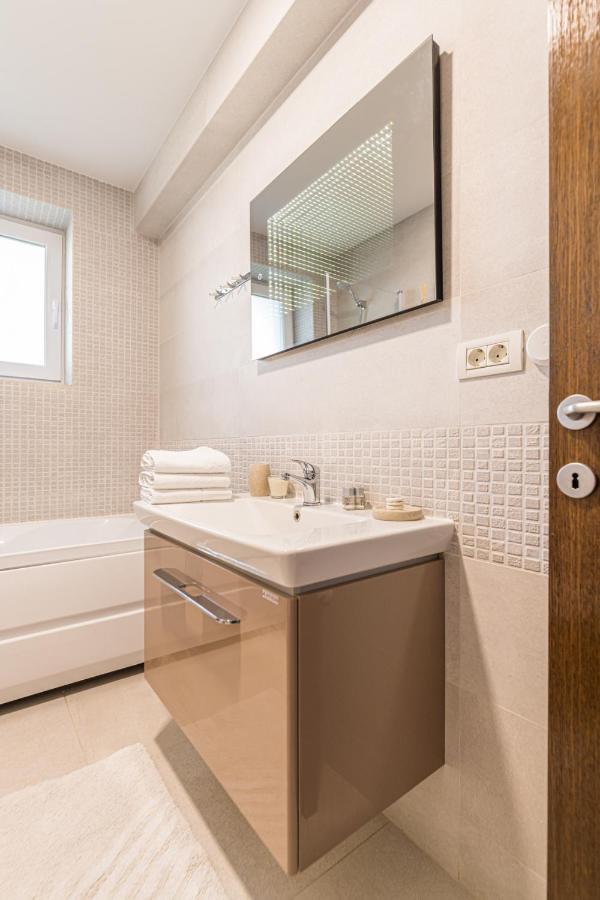 Apartament 2 Camere Narcis 브라쇼브 외부 사진